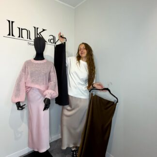 Satininis midi sijonas + dovana plaukų gumytė